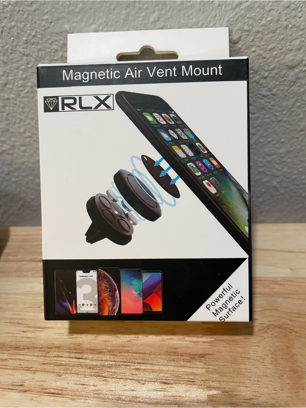 Magnetic Air Vent Mount - Black - NWT
